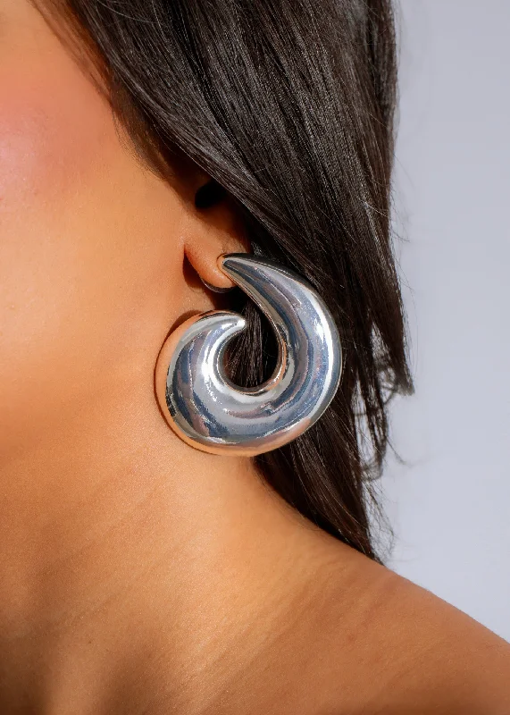 Trending Jewelry Styles Now At Limited-Time Discounts Aurora Swirl Earrings Silver