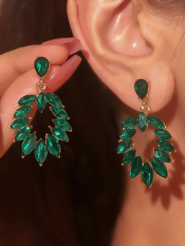 Personalized Engraved Jewelry For Meaningful Gifts Bold Dark Green Sparkling Rhinestone Stud Earrings Personalized Engraved Jewelry For Meaningful Gifts Bold Dark Green Sparkling Rhinestone Stud Earrings