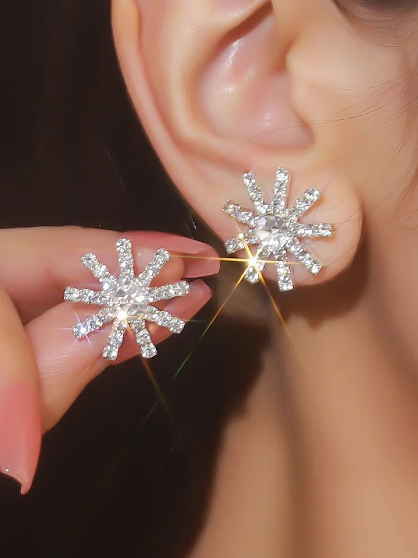 Fashion-Forward Jewelry At Exclusive Discounts Fashionable Rhinestone Radial Earrings Fashion-Forward Jewelry At Exclusive Discounts Fashionable Rhinestone Radial Earrings