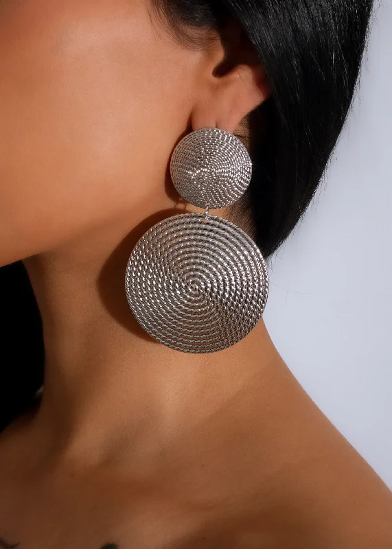 Affordable Luxury Jewelry – Style At A Great Price Glamorous World Earrings Silver