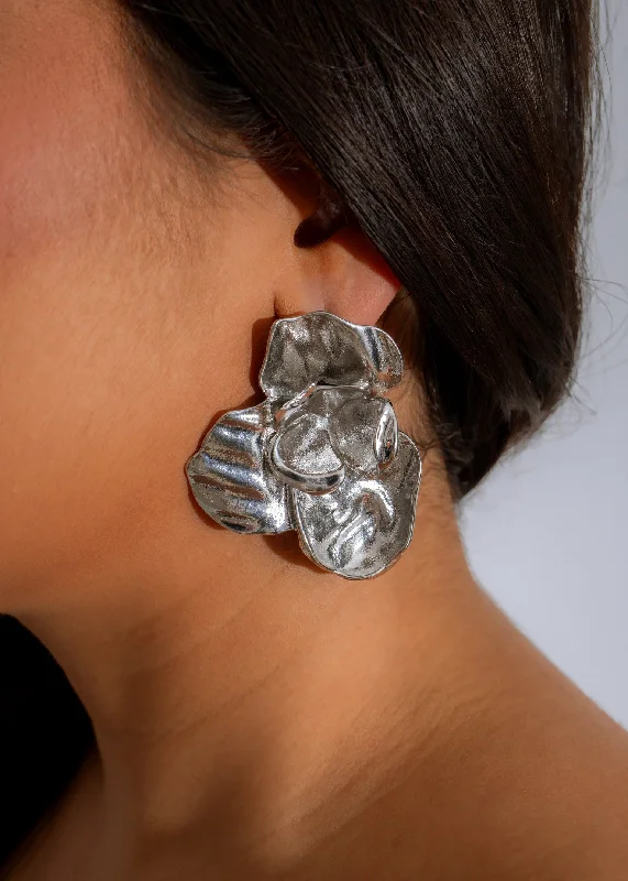 Versatile Layering Jewelry For Effortless Chic Liquid Bloom Earrings Silver