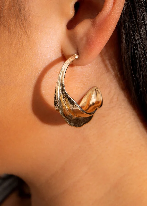Breathtaking Jewelry At Limited-Time Savings Living In The Clouds Earrings Gold