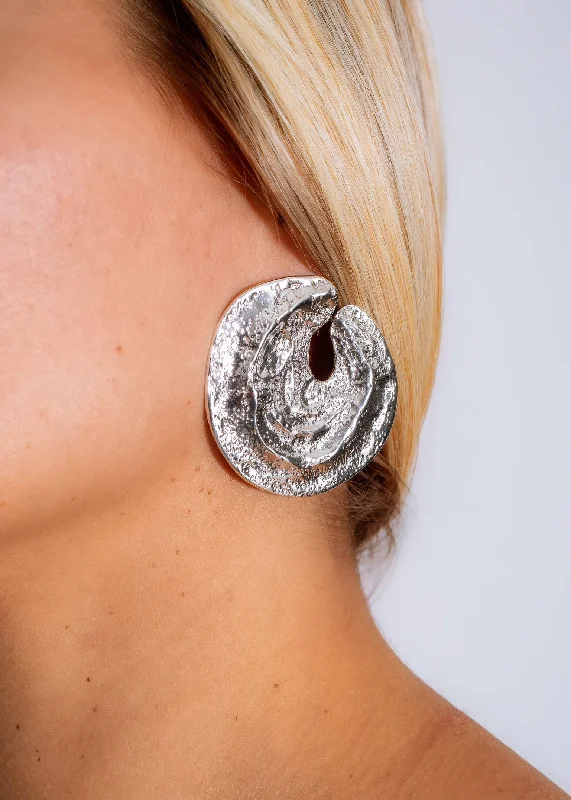 Special Sale On Handcrafted Jewelry – Shop Today Onda Cuff Earrings Silver