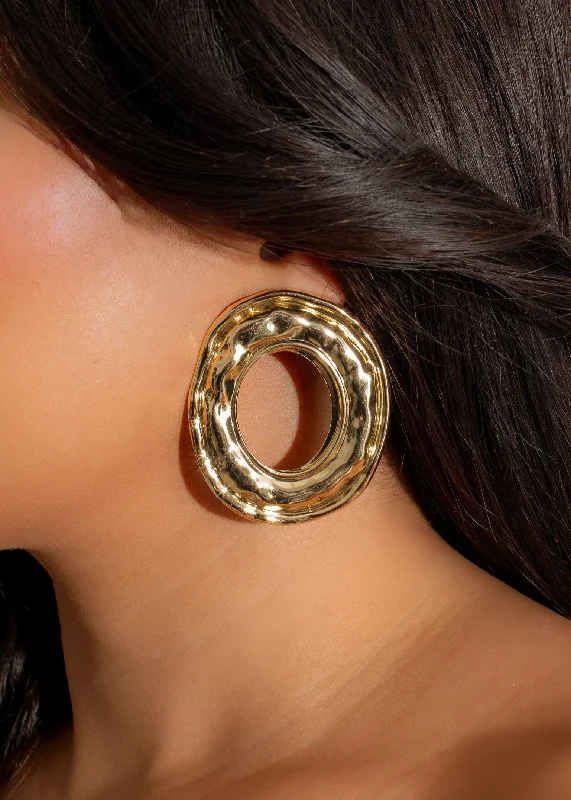 Bestselling Jewelry Now On Sale – Elevate Your Look Ripple Oval Earrings Gold
