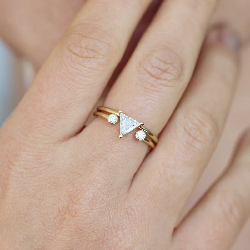 Timeless Elegance, Temporary Discounts – Act Fast Triangle Bridal Wedding Set with a Dual Diamond Ring 0.5 Carat Timeless Elegance, Temporary Discounts – Act Fast Triangle Bridal Wedding Set with a Dual Diamond Ring 0.5 Carat