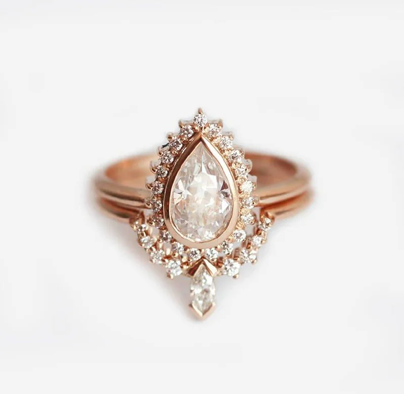 Limited-Time Jewelry Discounts – Shine Without The Splurge Pear Diamond Ring With Halo & Diamond Crown Band Limited-Time Jewelry Discounts – Shine Without The Splurge Pear Diamond Ring With Halo & Diamond Crown Band