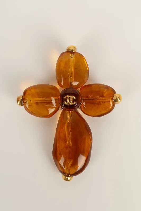 Huge Savings On Timeless Jewelry Collections Broche Chanel Printemps 1999