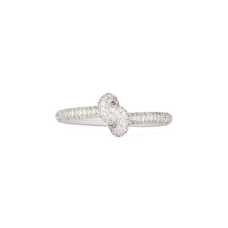 Trendy Minimalist Jewelry For Everyday Wear Legacy Knot Mini (Slim) 18K Whitegold Ring w. Diamonds Trendy Minimalist Jewelry For Everyday Wear Legacy Knot Mini (Slim) 18K Whitegold Ring w. Diamonds