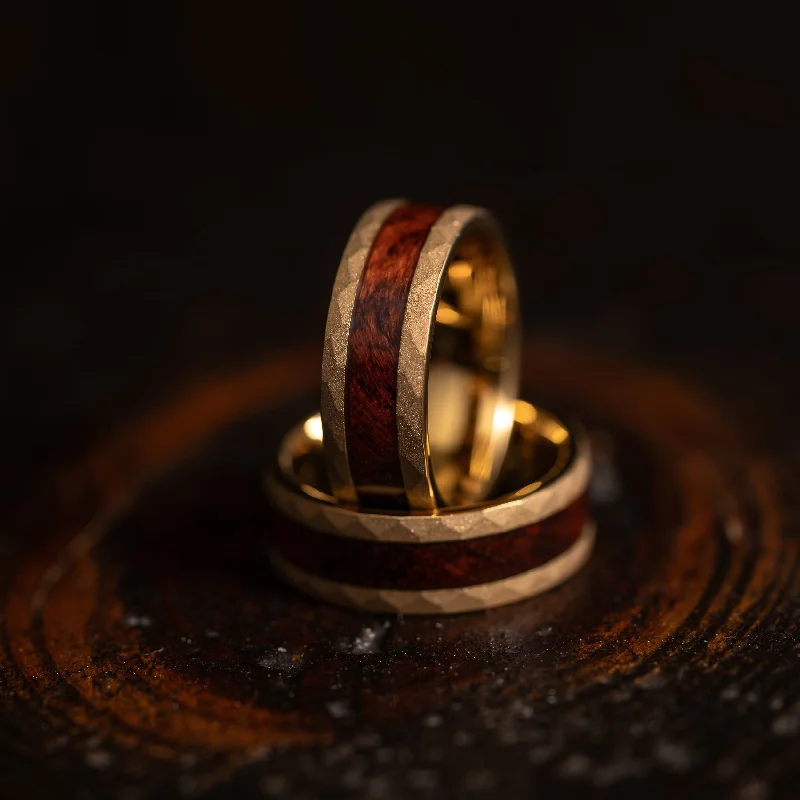 High-End Sparkle, Low-End Prices – Shop Now "Golden Serpent" Snakewood x Yellow Gold Hammered Tungsten High-End Sparkle, Low-End Prices – Shop Now "Golden Serpent" Snakewood x Yellow Gold Hammered Tungsten
