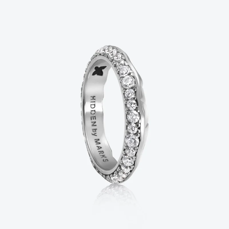 Luxury Jewelry Clearance – Shop Premium Styles Now A.Iceberg 18K Whitegold Ring w. Pave Lab-Grown Diamonds Luxury Jewelry Clearance – Shop Premium Styles Now A.Iceberg 18K Whitegold Ring w. Pave Lab-Grown Diamonds