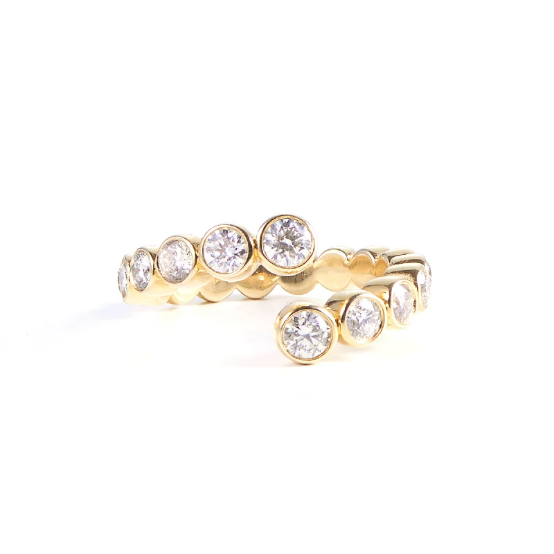 Timeless Beauty, Unbeatable Deals – Jewelry Sale On Naia 14K Gold Ring w. Diamonds