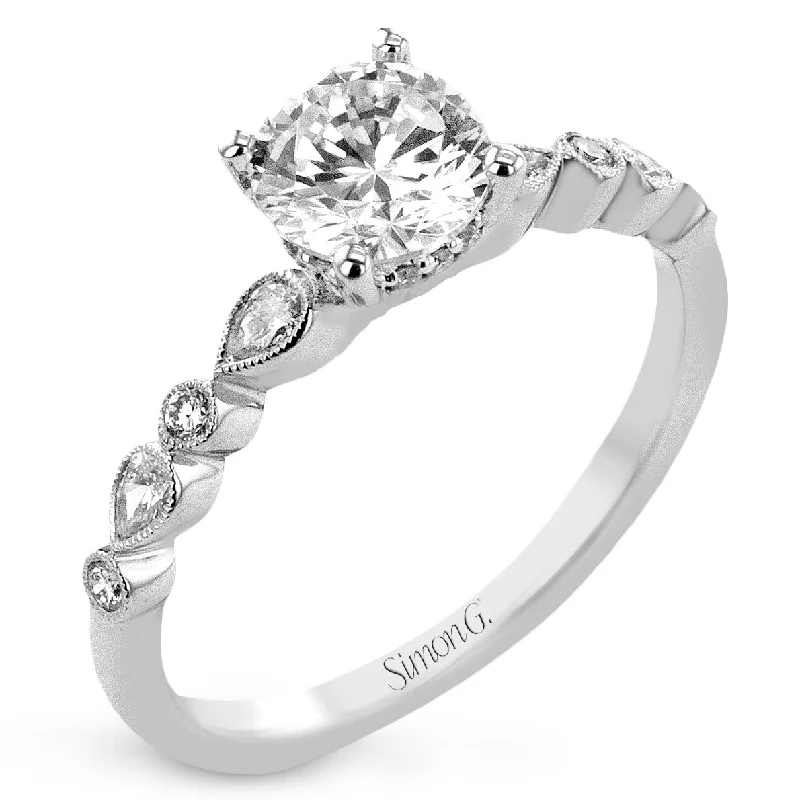 Personalized Jewelry Sale – Meaningful Gifts At Great Prices Round-Cut Engagement Ring In 18k Gold With Diamonds Personalized Jewelry Sale – Meaningful Gifts At Great Prices Round-Cut Engagement Ring In 18k Gold With Diamonds