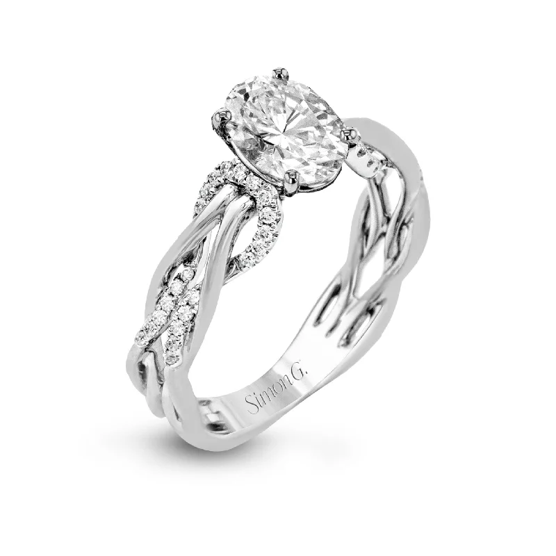 Customized Silver Jewelry For Unique Style Oval-Cut Criss-Cross Engagement Ring In 18k Gold With Diamonds Customized Silver Jewelry For Unique Style Oval-Cut Criss-Cross Engagement Ring In 18k Gold With Diamonds