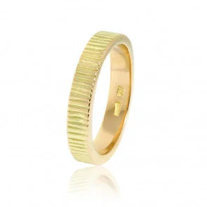 Timeless Elegance At Unbelievable Discounts Large 18K Gold Ring