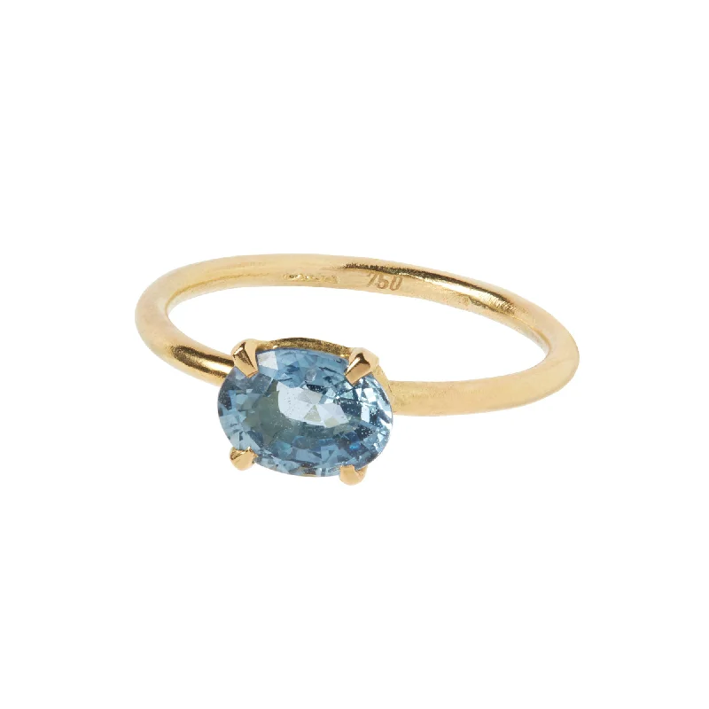 Shop Signature Jewelry Styles At Exclusive Prices Oval Blue 18K Gold Ring w. Sapphire
