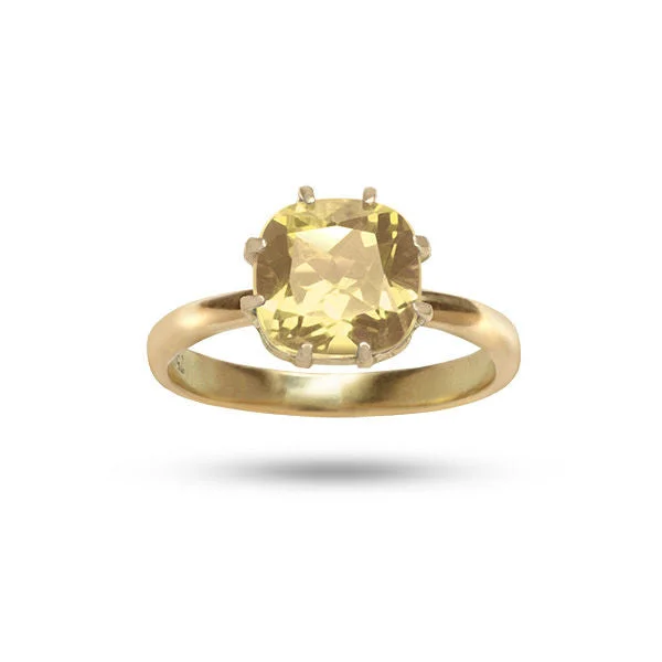 The Biggest Jewelry Sale Of The Year Is Here Square Yellow 18K Gold Ring w. Citrin