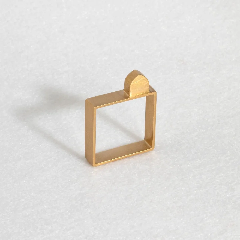 Grab Your Favorite Jewelry At The Lowest Prices Carole Chiotasso | The Monjoie Square 18K Gold Ring Grab Your Favorite Jewelry At The Lowest Prices Carole Chiotasso | The Monjoie Square 18K Gold Ring