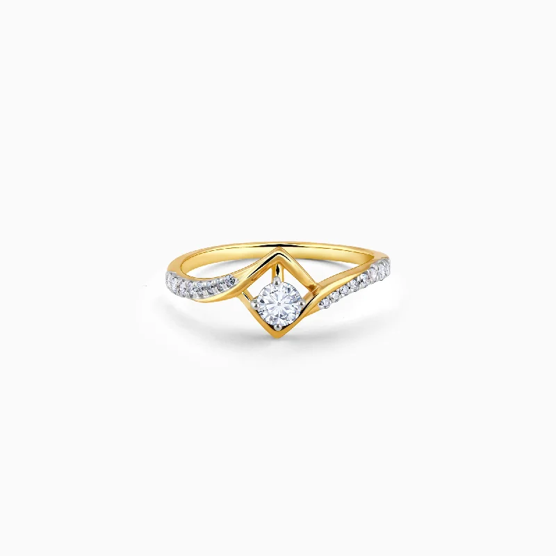 Clearance Sale On High-End Jewelry Collections Gold Signature Diamond Ring