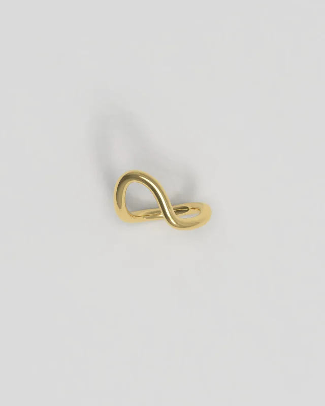 Fashion-Forward Geometric Jewelry For Contemporary Style Thorn Band II 18K Gold Ring Fashion-Forward Geometric Jewelry For Contemporary Style Thorn Band II 18K Gold Ring