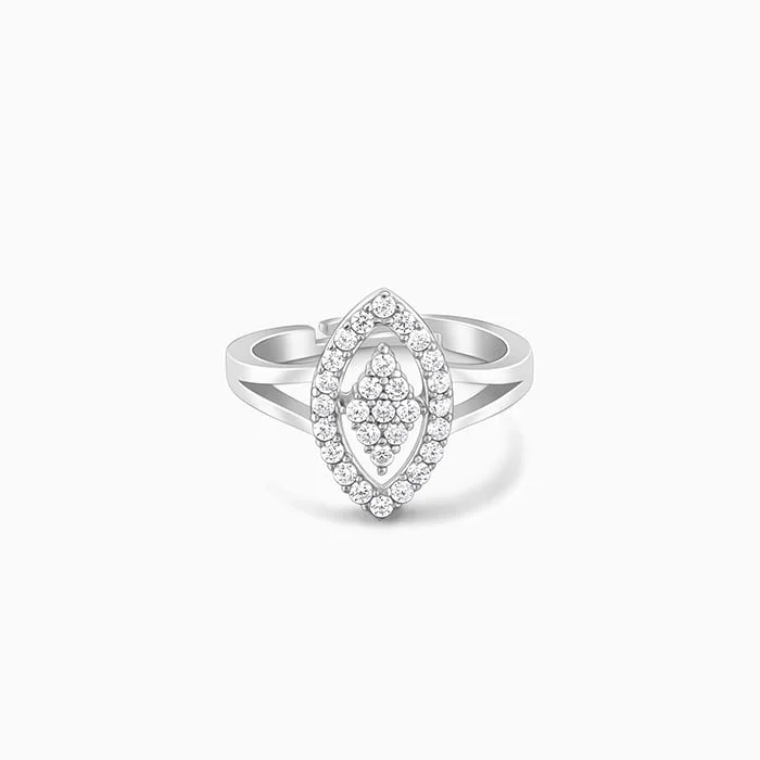 Exclusive Jewelry Sale – Limited-Time Discounts Silver Draped Dice Ring