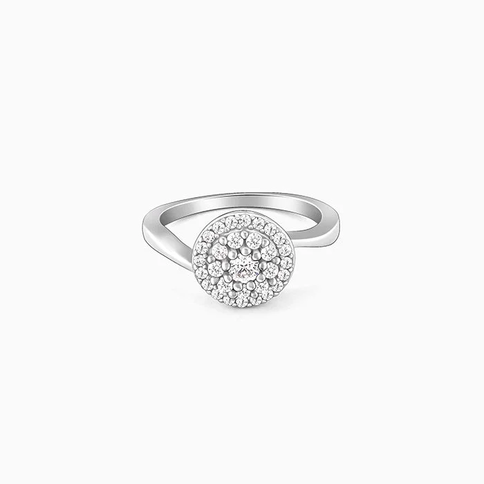 Luxury Jewelry At Unbeatable Discounts Silver Girdled Shine Ring