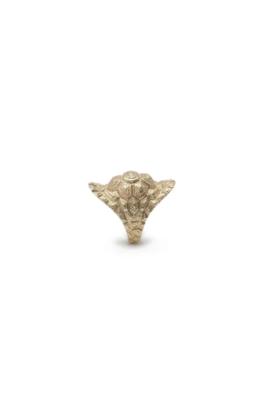Trendy And Classic Jewelry Now At Reduced Prices Madagascar Gold 18K Gold Ring