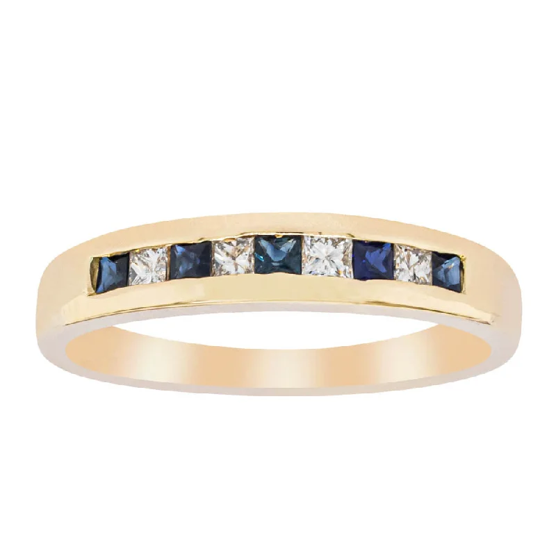 Romantic Heart-Shaped Jewelry For Special Gifts 9ct Yellow Gold Sapphire & Diamond Ring Romantic Heart-Shaped Jewelry For Special Gifts 9ct Yellow Gold Sapphire & Diamond Ring