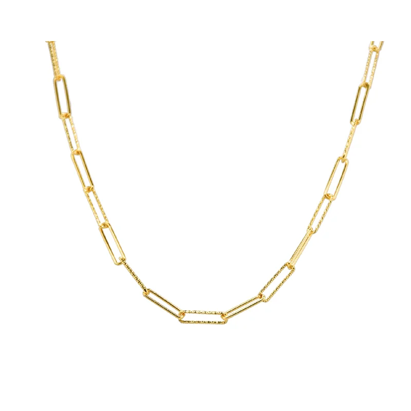 Premium Jewelry Now Available At Special Discounts "SHINNY PAPERCLIP" Gold Plated Chain Necklace Premium Jewelry Now Available At Special Discounts "SHINNY PAPERCLIP" Gold Plated Chain Necklace