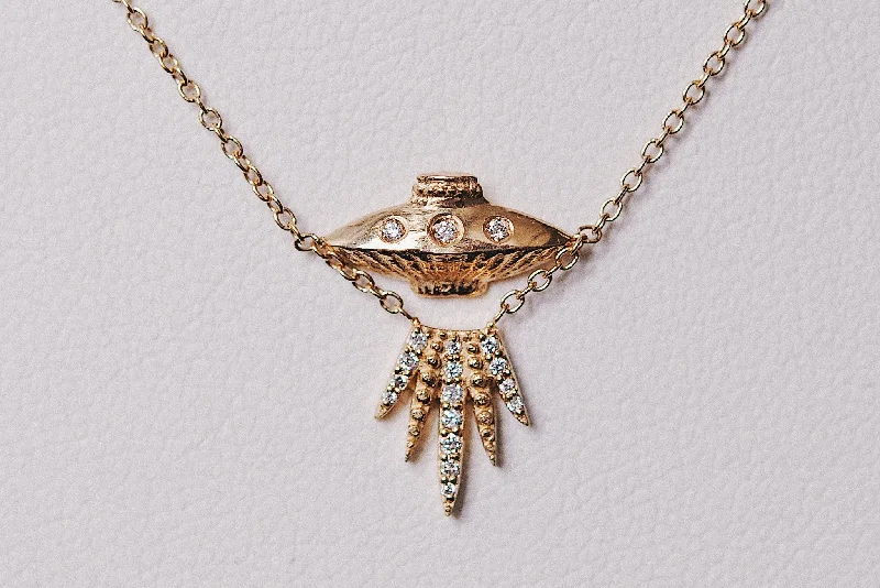 Affordable Gold-Plated Jewelry For Modern Fashion Diamond Tender Abduction UFO Necklace Affordable Gold-Plated Jewelry For Modern Fashion Diamond Tender Abduction UFO Necklace