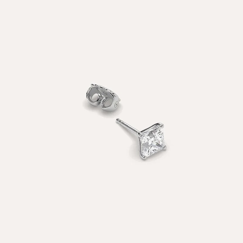 Grab Stylish Jewelry Before The Sale Ends 1 carat Single Princess Diamond Stud Earring Grab Stylish Jewelry Before The Sale Ends 1 carat Single Princess Diamond Stud Earring