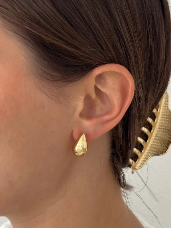 Unmissable Discounts On Timeless Jewelry Pieces MINI KRIS EARRINGS