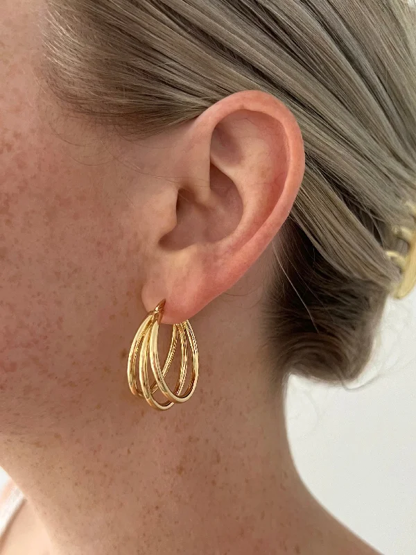 Affordable Glamour – Premium Jewelry At Special Prices AVA HOOPS