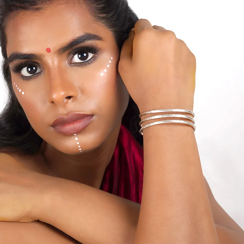 The Perfect Jewelry Piece At The Perfect Price Teejh Navanya Silver Oxidised Cuff Bracelet The Perfect Jewelry Piece At The Perfect Price Teejh Navanya Silver Oxidised Cuff Bracelet