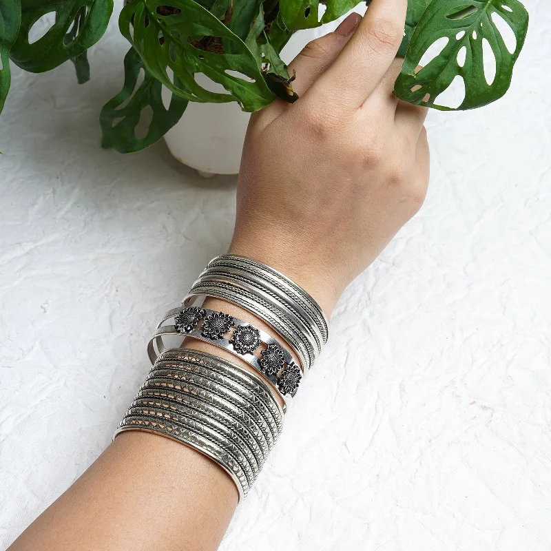 Timeless Elegance, Temporary Discounts – Act Fast Teejh Raghavi Stacked Bracelet Set Timeless Elegance, Temporary Discounts – Act Fast Teejh Raghavi Stacked Bracelet Set
